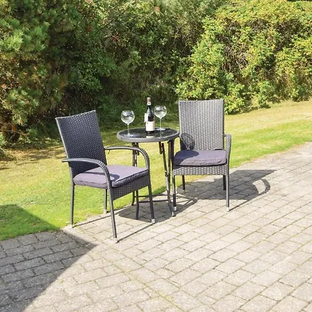 Five-bedroom Holiday In Holiday home